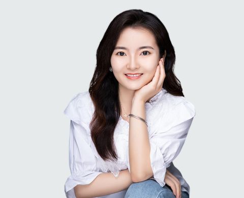 杨昭（Yvonne） 照片