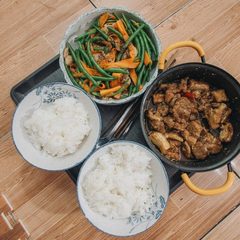 示例餐食配图（服务流程情景演示）